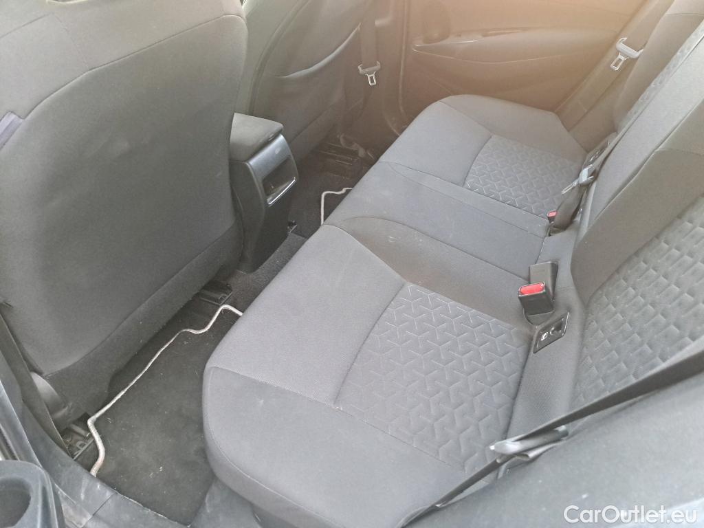  Toyota  Corolla TOYOTA  / 2019 / 5P / berlina con portón 1.8 125H BUSINESS PLUS E-CVT #10