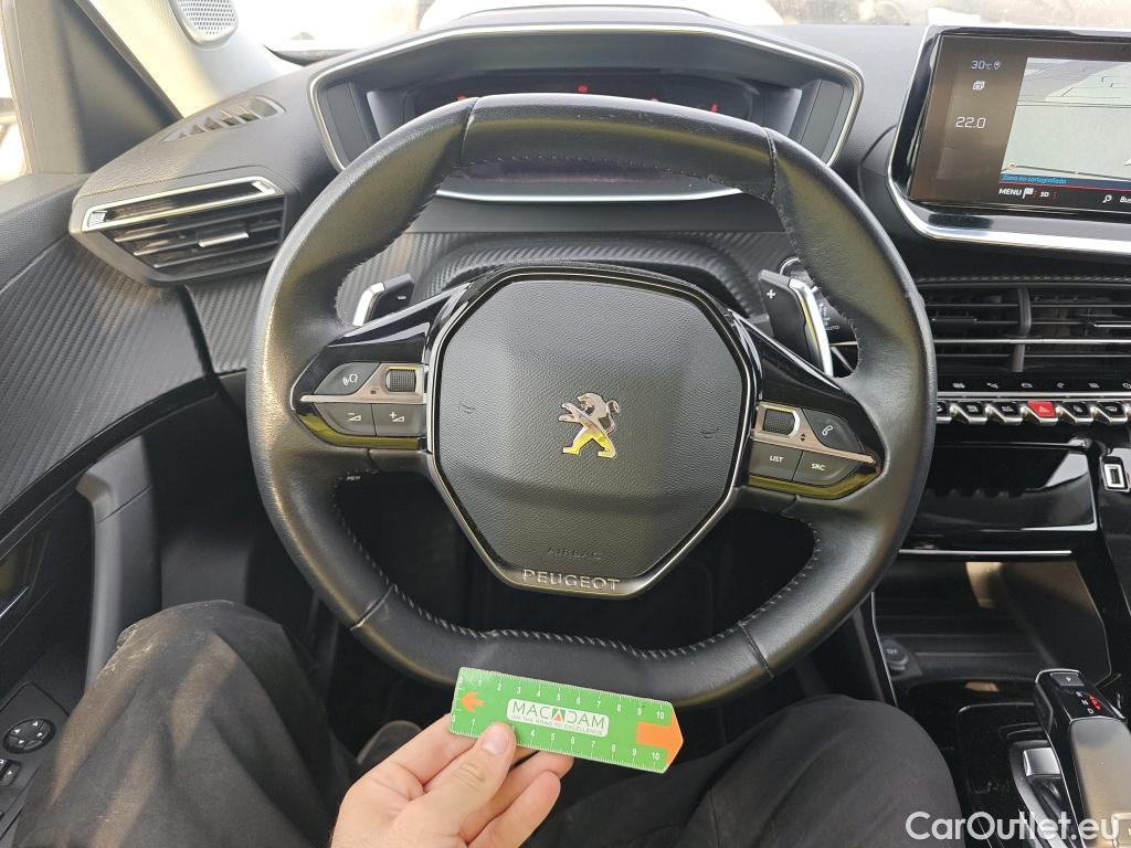  Peugeot  2008  Allure Pack 1.2 PureTech 130CV AT8 E6d #5