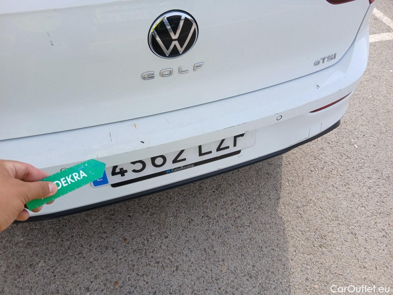  Volkswagen  Golf  VIII Berlina Life eTSI 1.0 TSI 110CV AT7 E6d #16