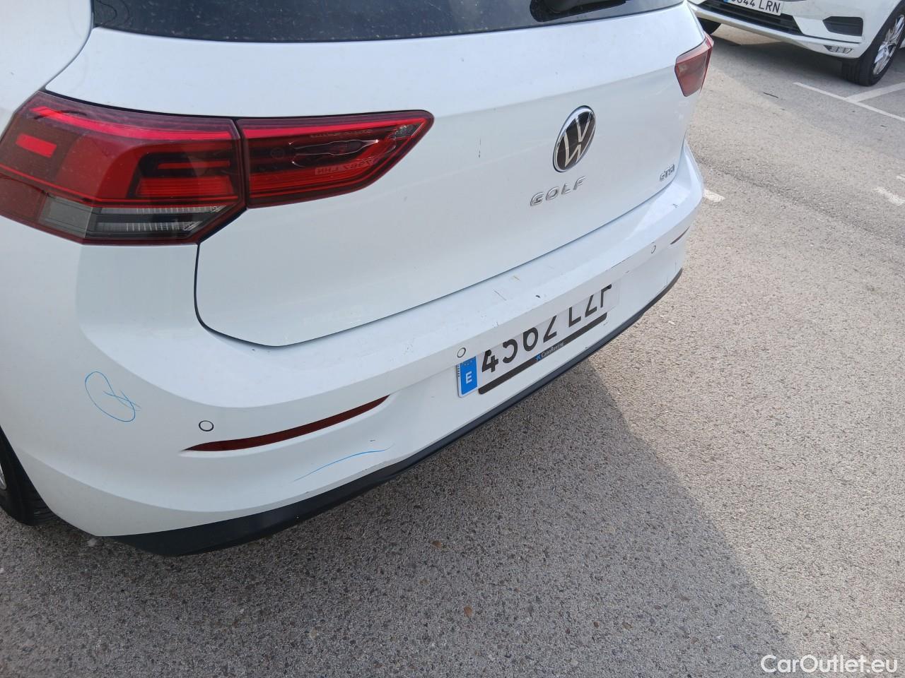  Volkswagen  Golf  VIII Berlina Life eTSI 1.0 TSI 110CV AT7 E6d #17