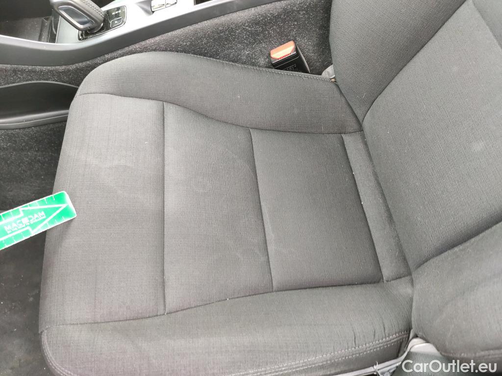  Volvo  XC 40 XC40 Momentum Core 2WD 1.5 130CV AT8 E6d #10