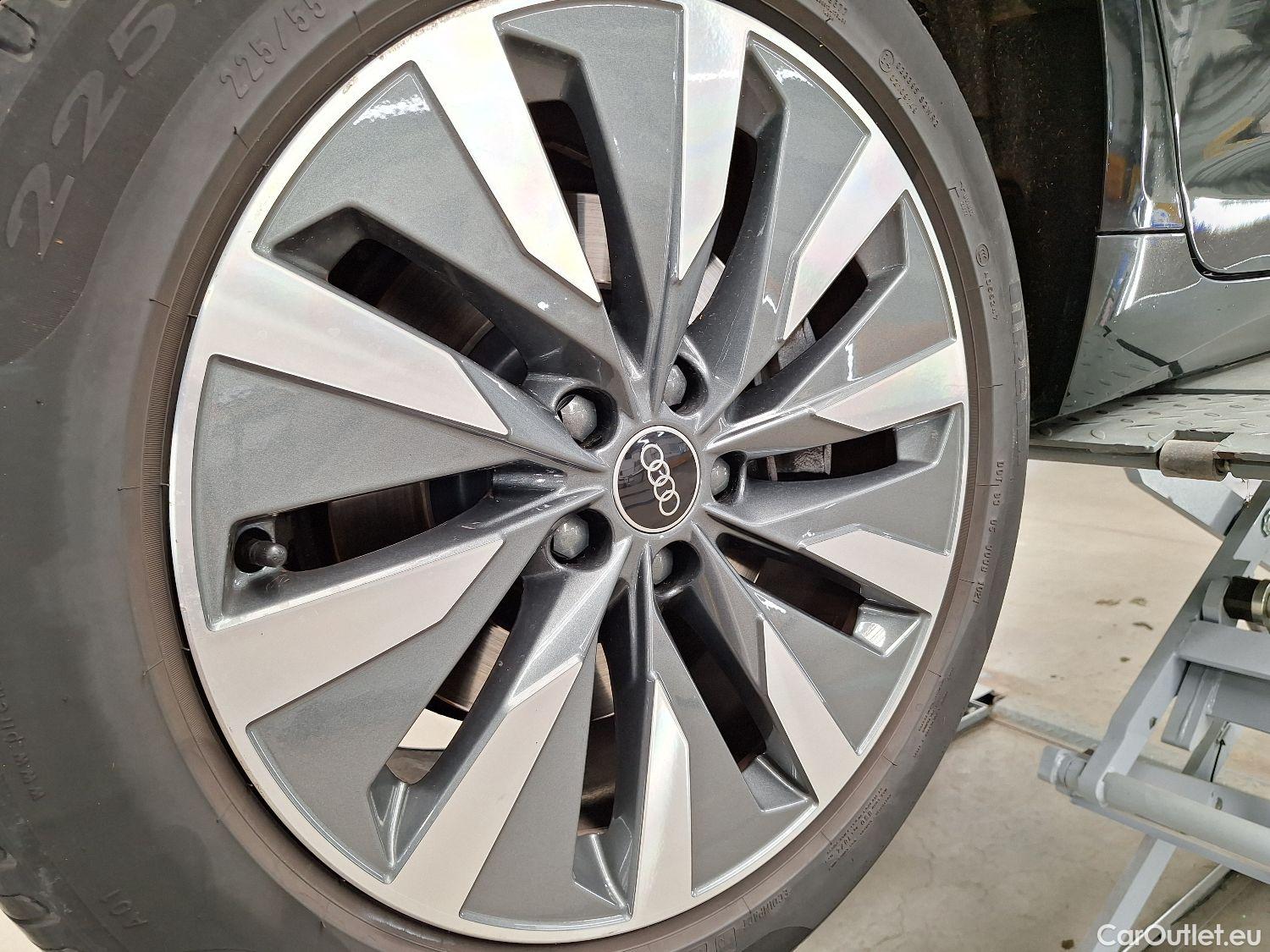  Audi  A6 Audi,  Avant '18, Audi  Avant 45 TFSI S tronic 5d #3