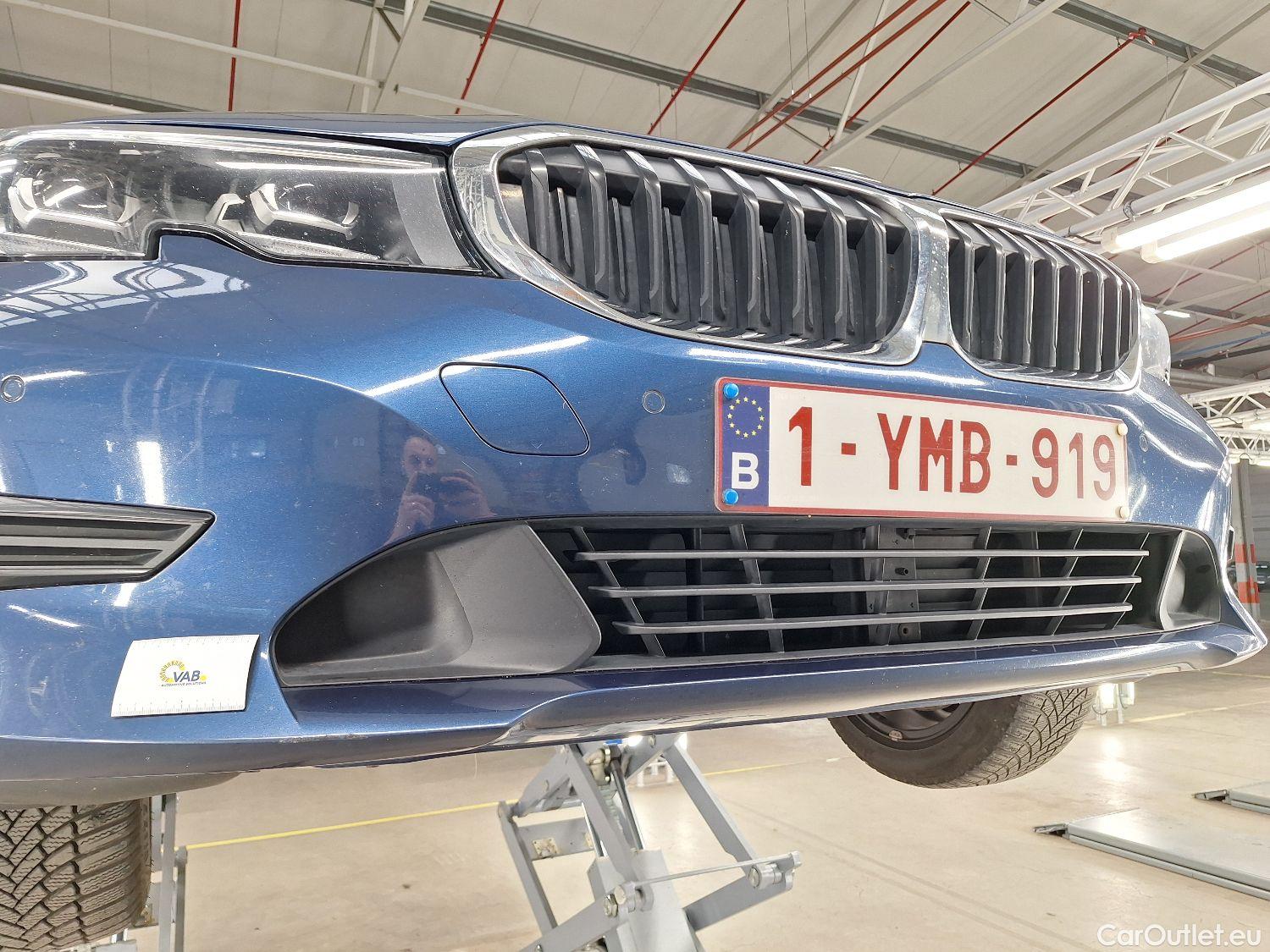  Bmw  Serie 3 BMW, 3-serie Touring '18, BMW 3 Reeks Touring 318d (100 kW) 5d #4