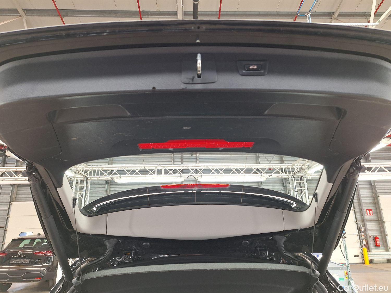  Bmw  Serie 2 BMW, 2-serie Act.Tour '18, BMW 2 Reeks Active Tourer 216d (85kW) Aut. 5d #48