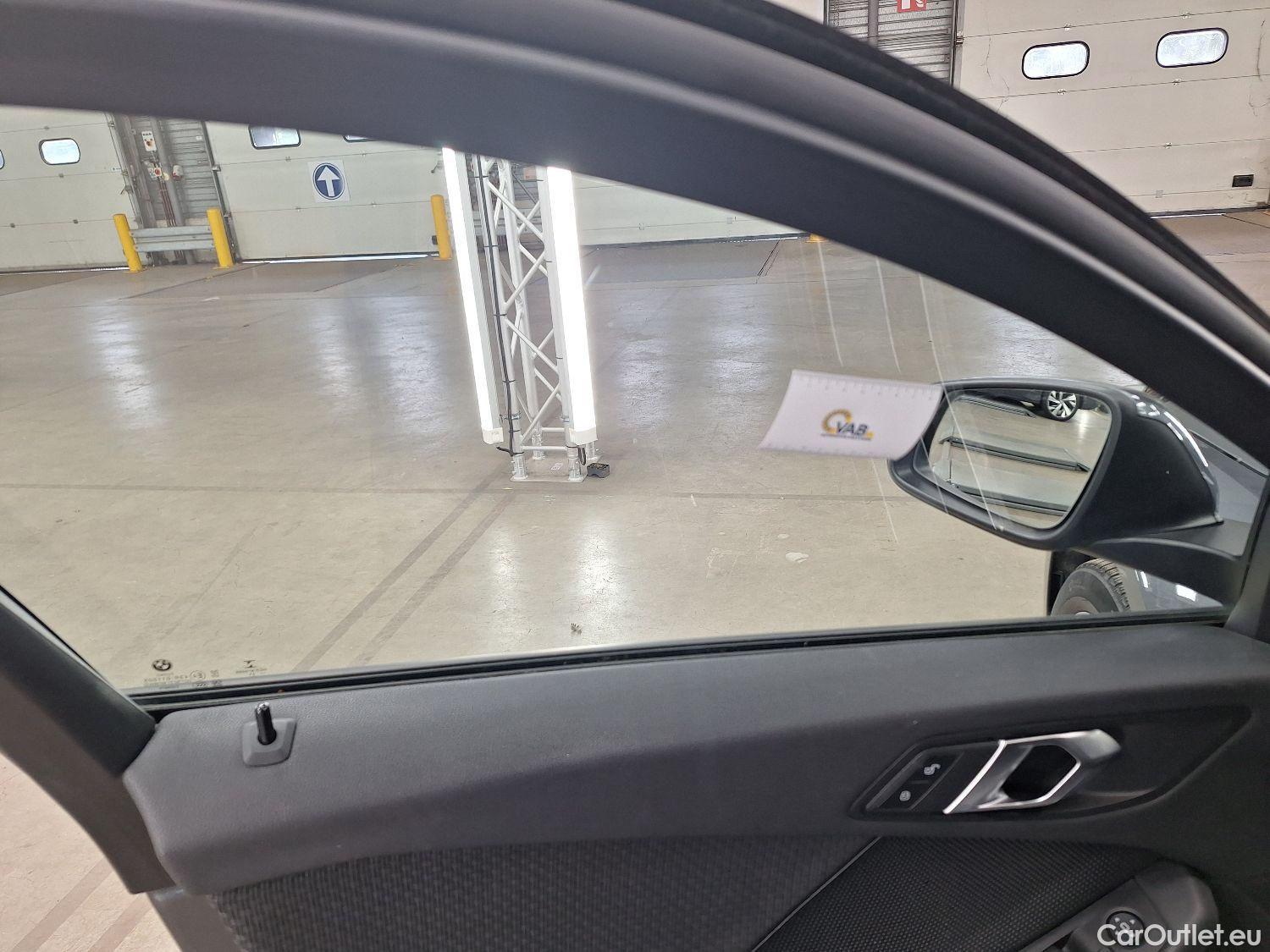  Bmw  Serie 1 BMW, 1-serie '19, BMW 1 Reeks Hatch 116dA (85 kW) 5d #38