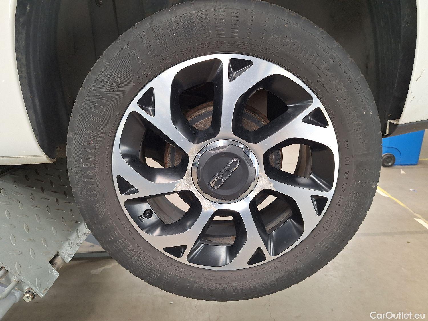  Fiat  500 Fiat, L '12, Fiat L 1.4 MPI 95 Mirror 5d #3