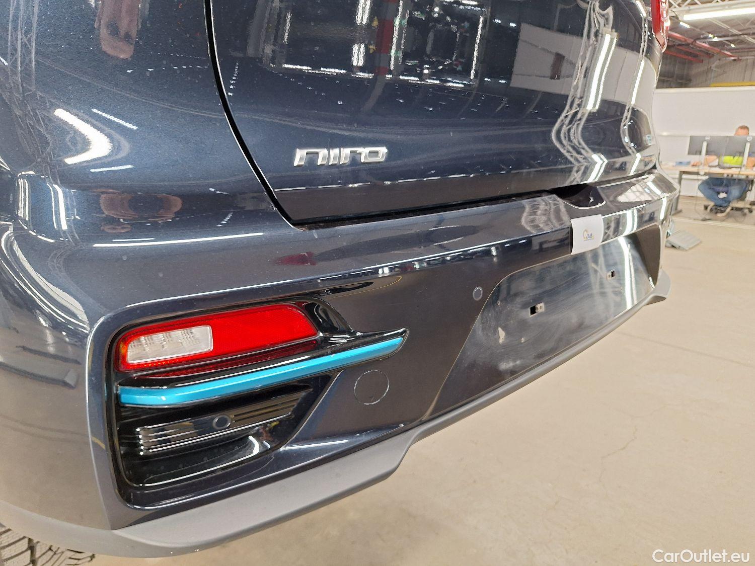  KIA  Niro Kia,  FL'19, KIA  e- 150kW More 5d #7