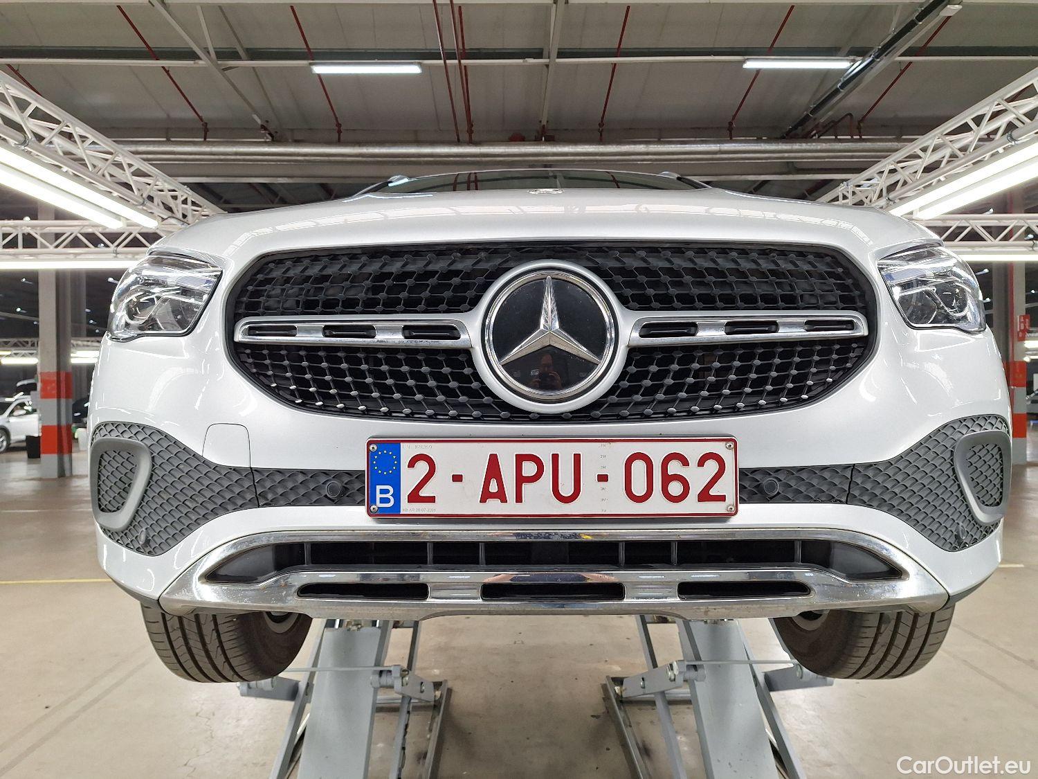 Mercedes  GLA Mercedes,  '20, Mercedes-Benz   250e Business Solution 5d #12