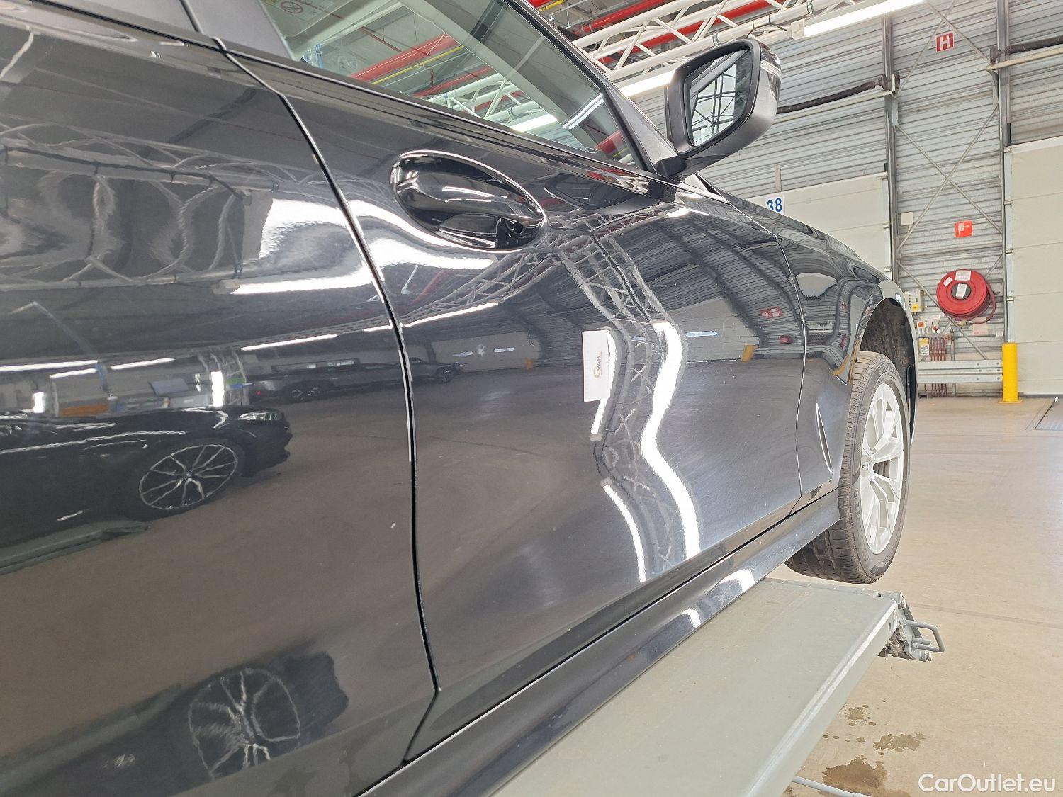  Bmw  Serie 3 BMW, 3-serie Touring '18, BMW 3 Reeks Touring 318dA (100 kW) 5d #8