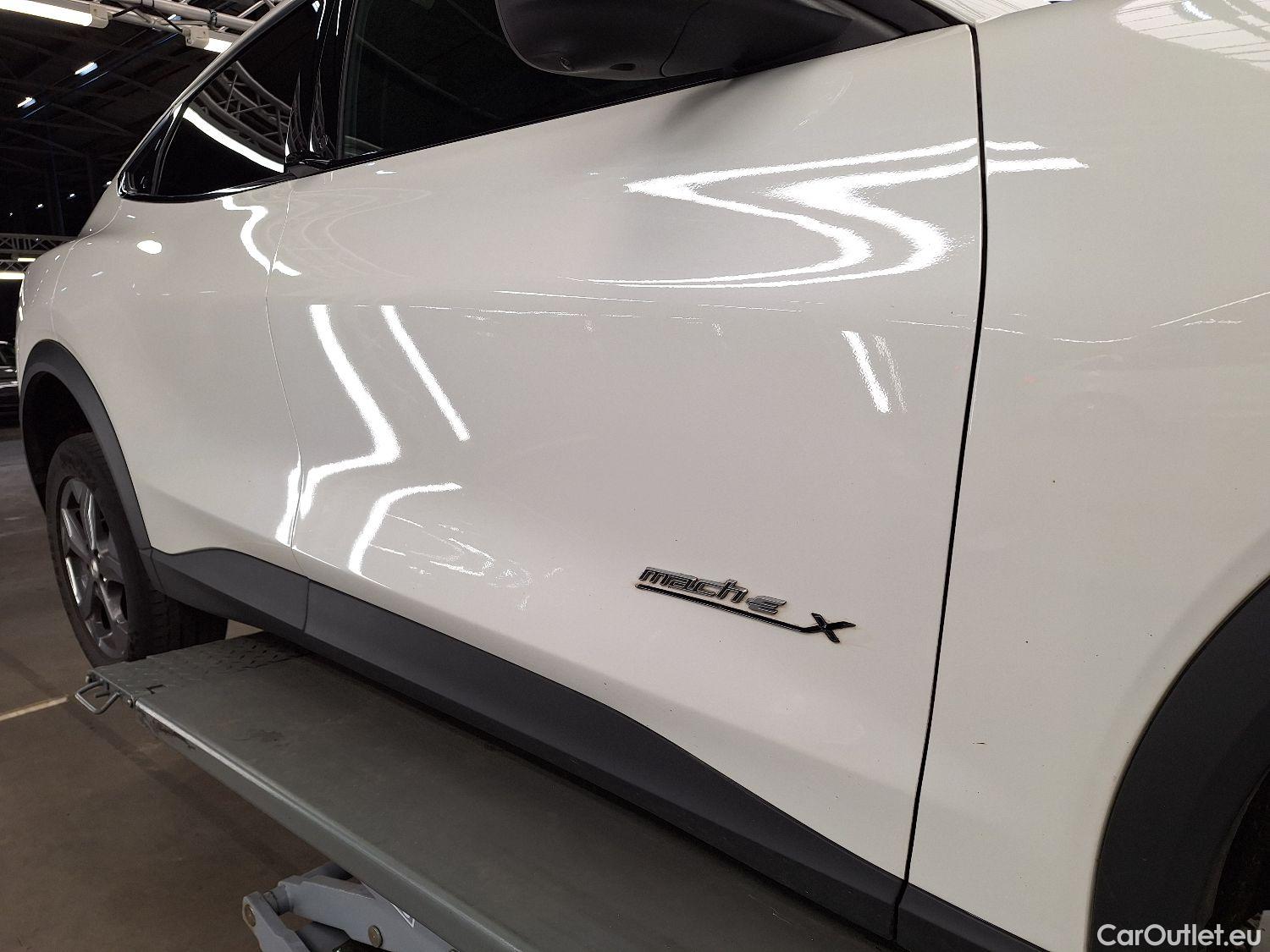  Ford  Mustang Ford,  '20 BEV, Ford  Mach-E 99kWh 210kW Extended Range RWD #7