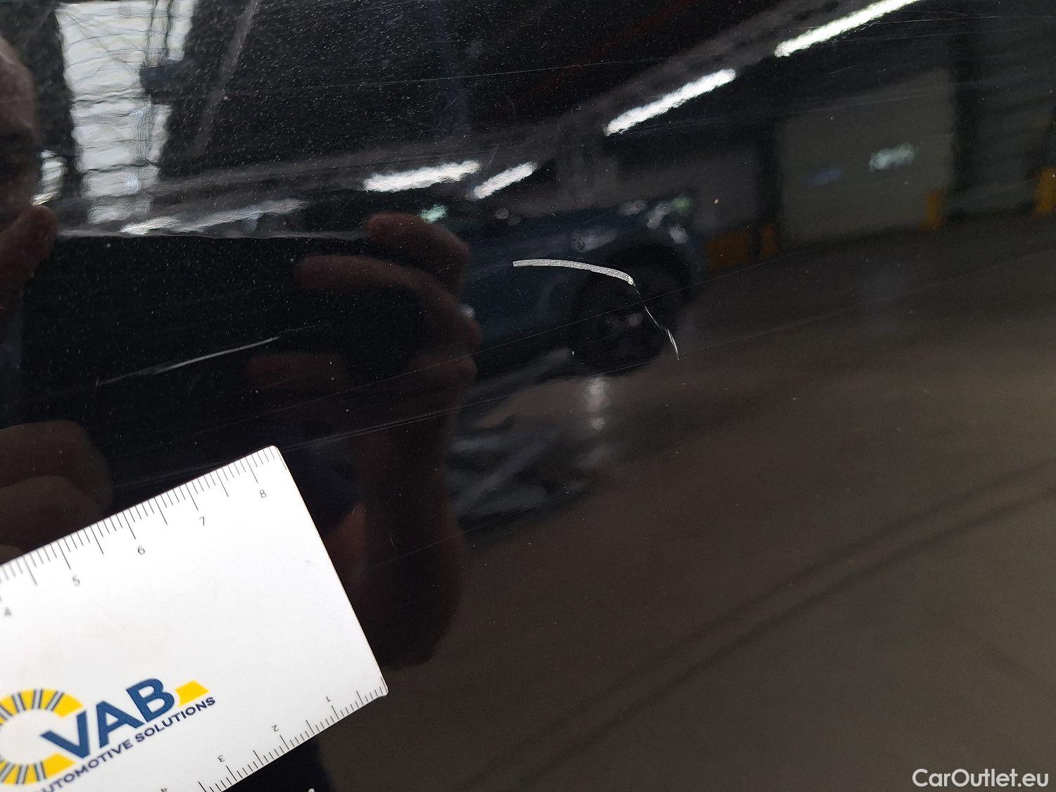 Mercedes  GLB Mercedes,  '19, Mercedes-Benz   200 d Business Solution 5d #19