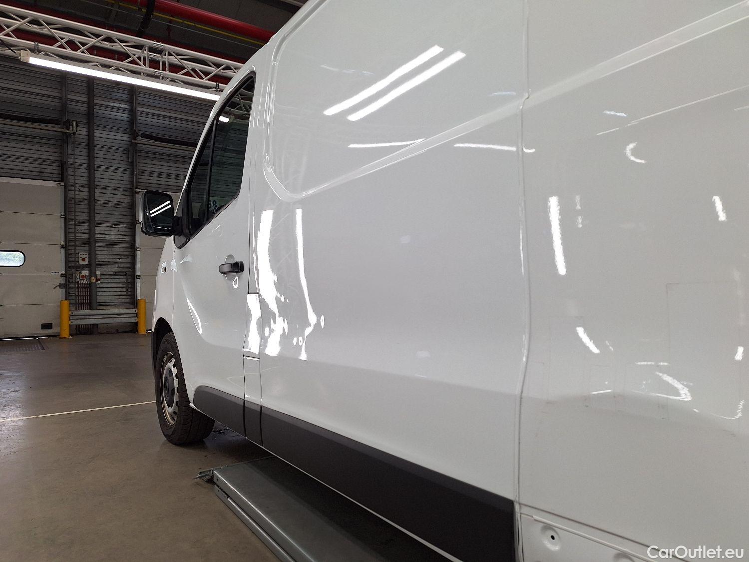  Renault  Trafic Renault, _ '14, Renault  L2H1 dCi 120 Grand Confort 2.9T 4d #36
