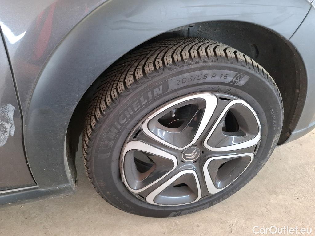  Citroen  C3  Shine 1.2 PureTech 80CV BVM5 E6 #27