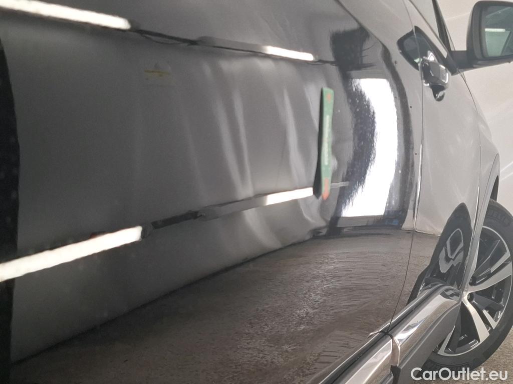  Peugeot  5008 PEUGEOT  / 2016 / 5P / SUV Puretech 130 S&S EAT8 ALLURE BUSINESS #3