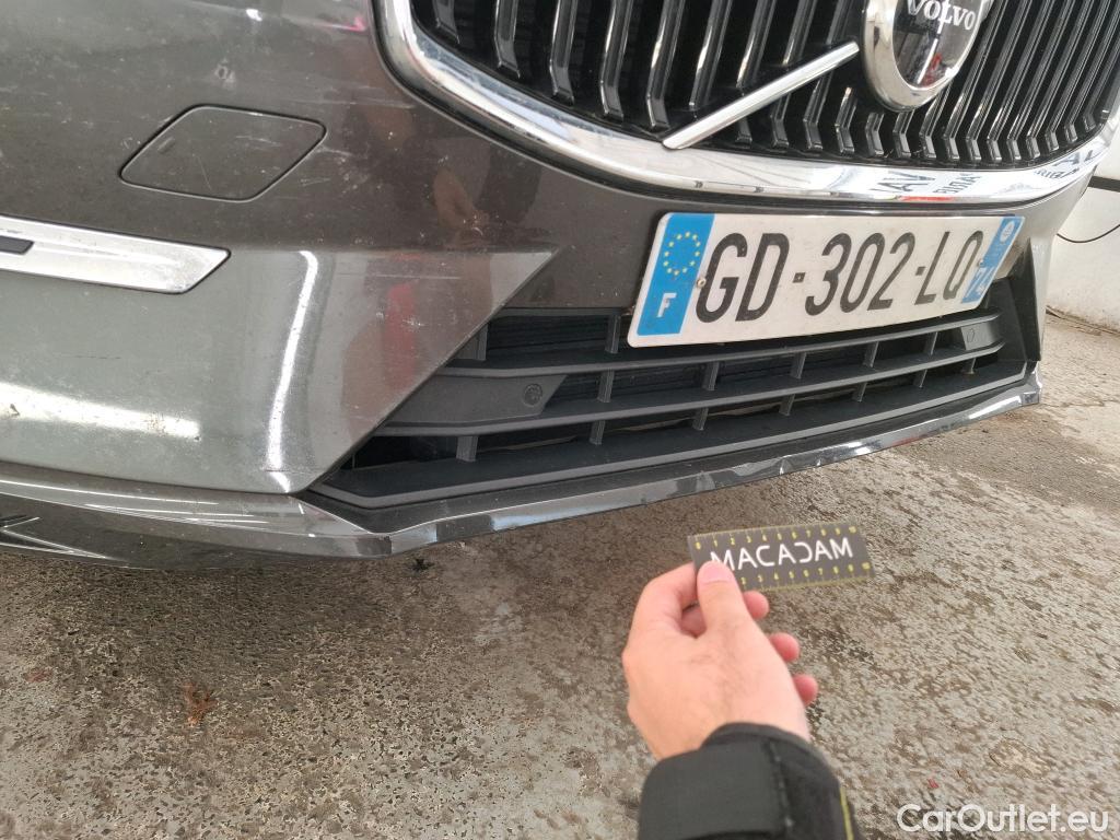  Volvo  XC60  Momentum Business 2WD 2.0 B4 195CV BVA8 E6d #3