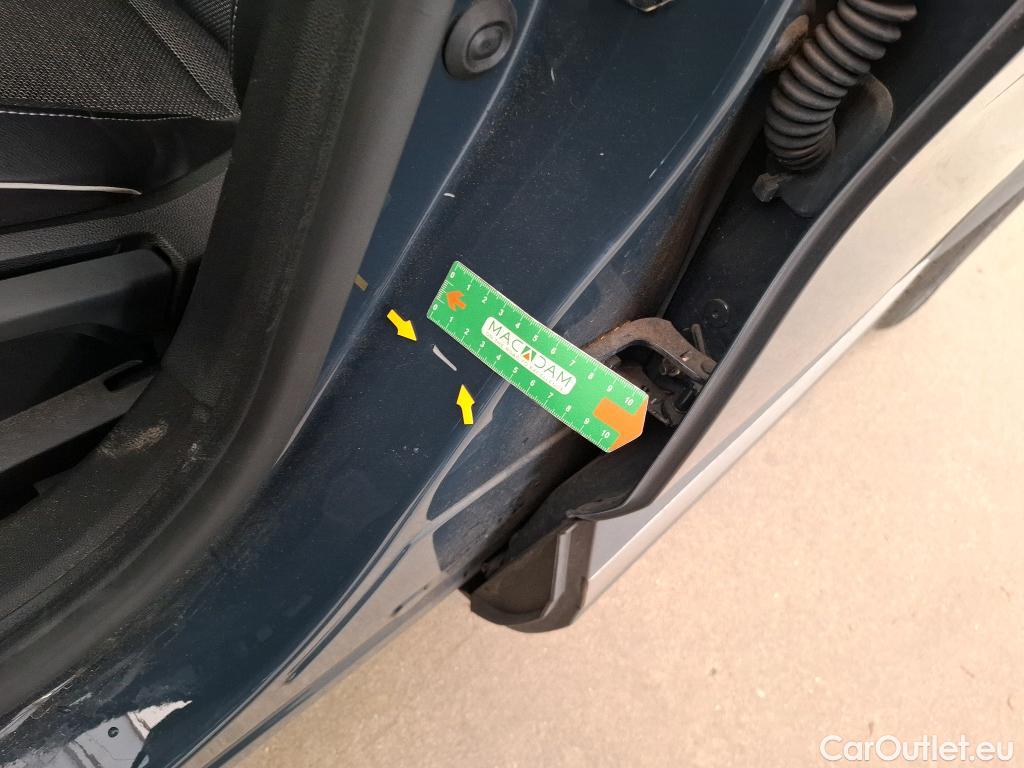  Renault  Captur  II Intens 1.6 E-TECH Plug-in 160CV BVA6 E6d #14