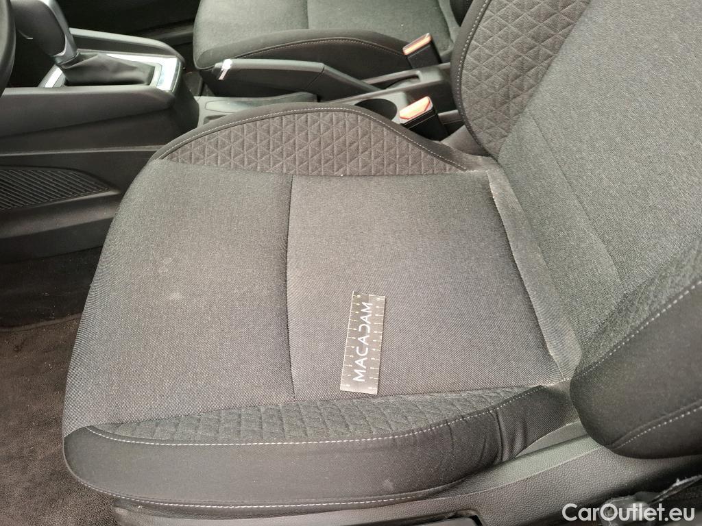  Renault  Clio  V Business 1.6 E-TECH Hybrid 140CV BVA6 E6d #17