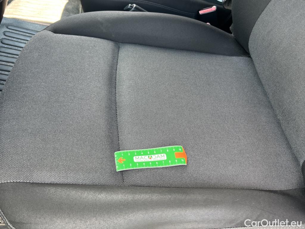  Nissan  NV400 NISSAN  / 2014 / 4P / Fourgon tôlé L2H2 2.3 dCi 135 3t5 Optima #11