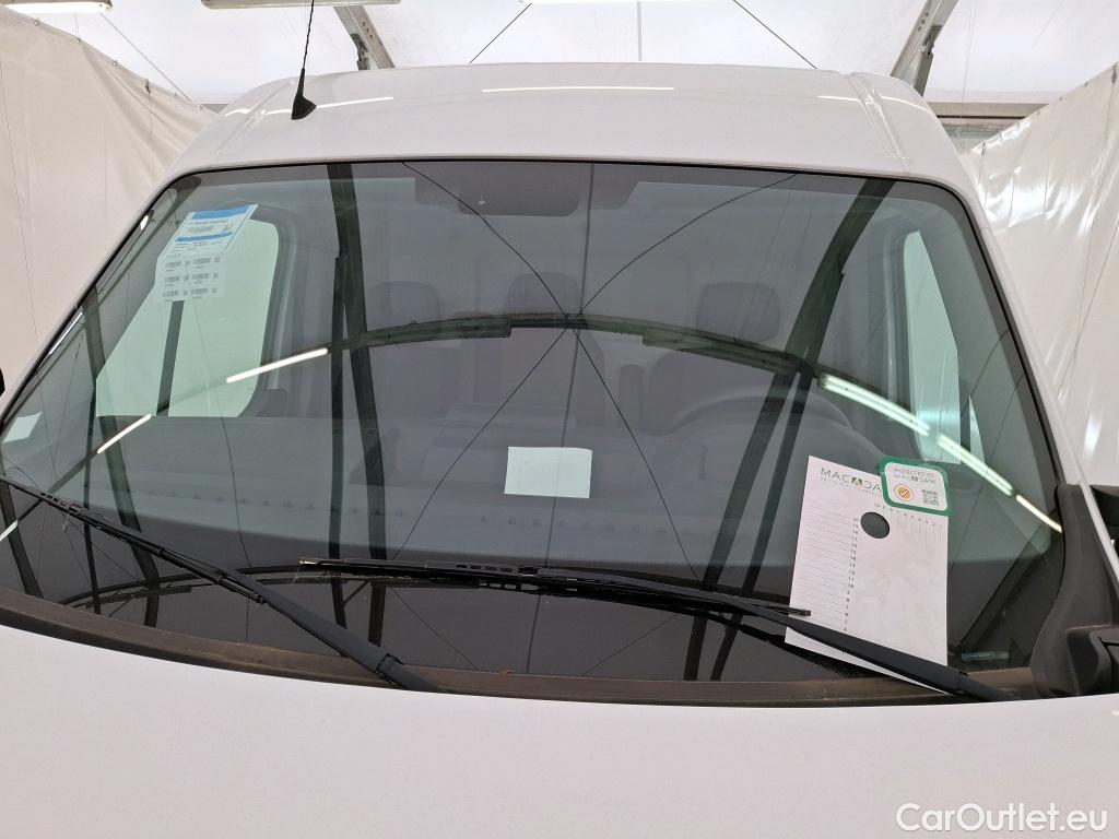  Renault  Master  III Fourgon L2H2 3 5 Confort dCi 135CV BVM6 E6dT #11