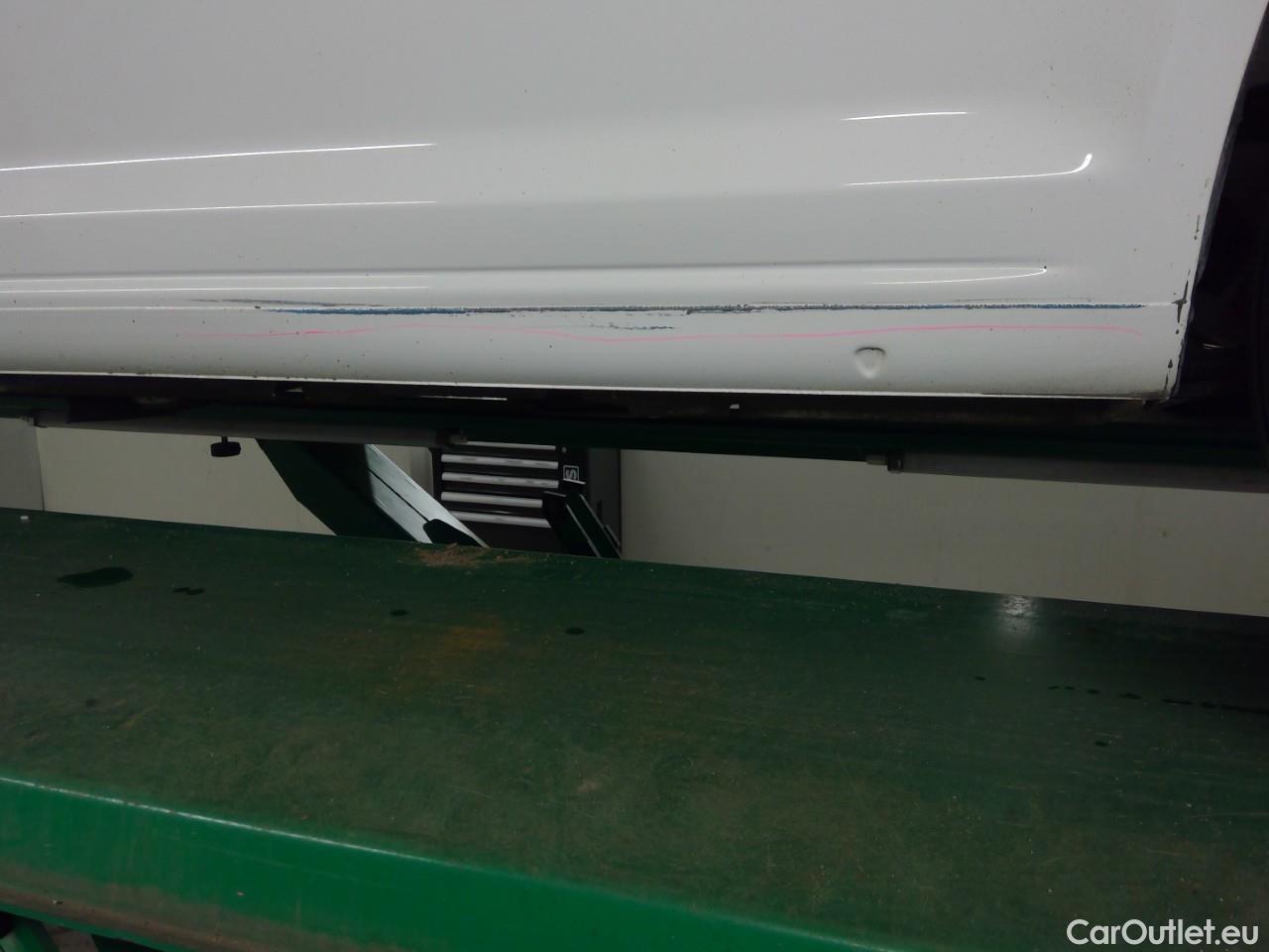  Volkswagen  Caddy  TDI 75 Maxi Aut. #8