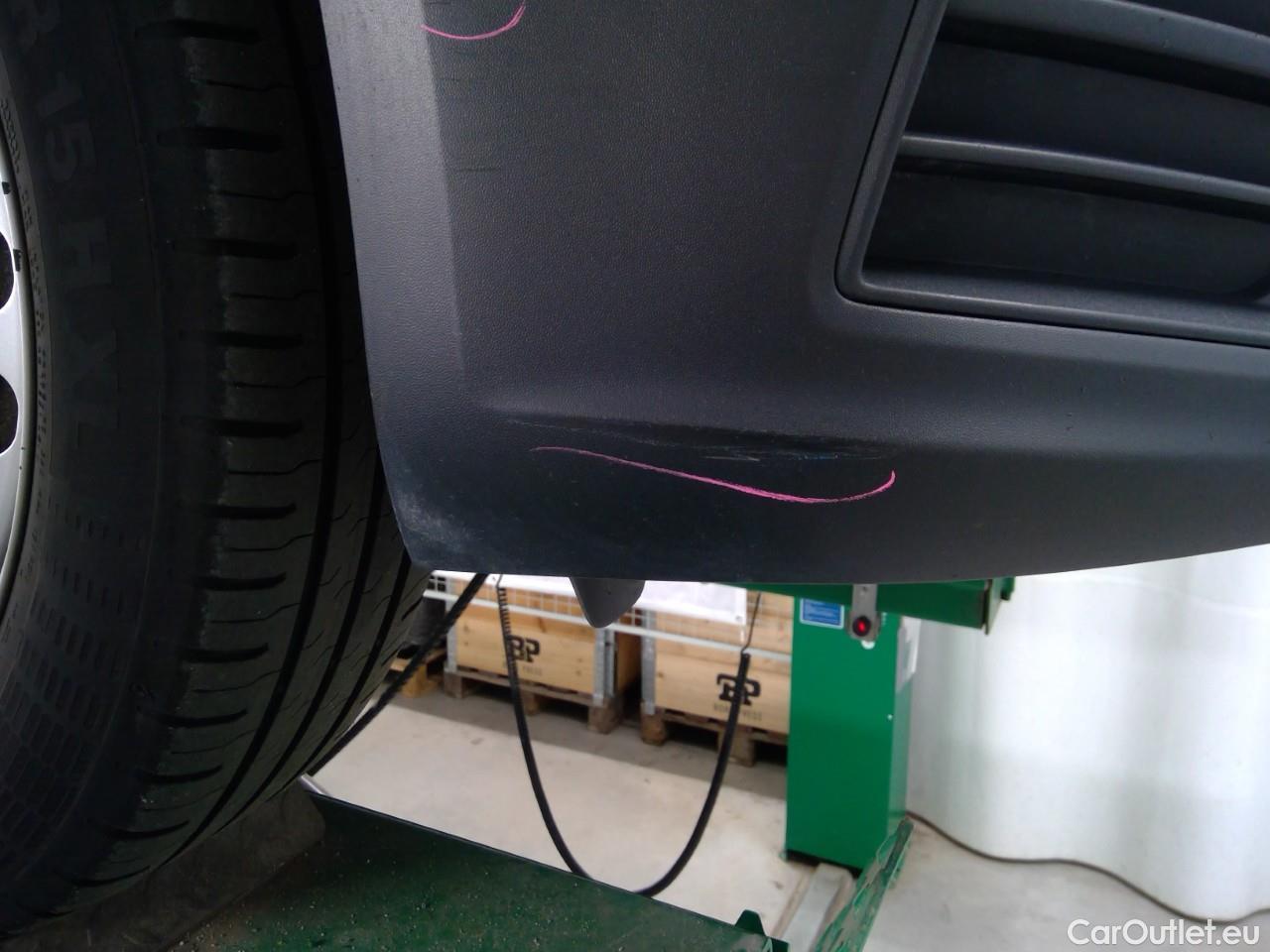  Volkswagen  Caddy  TDI 75 Maxi Aut. #5