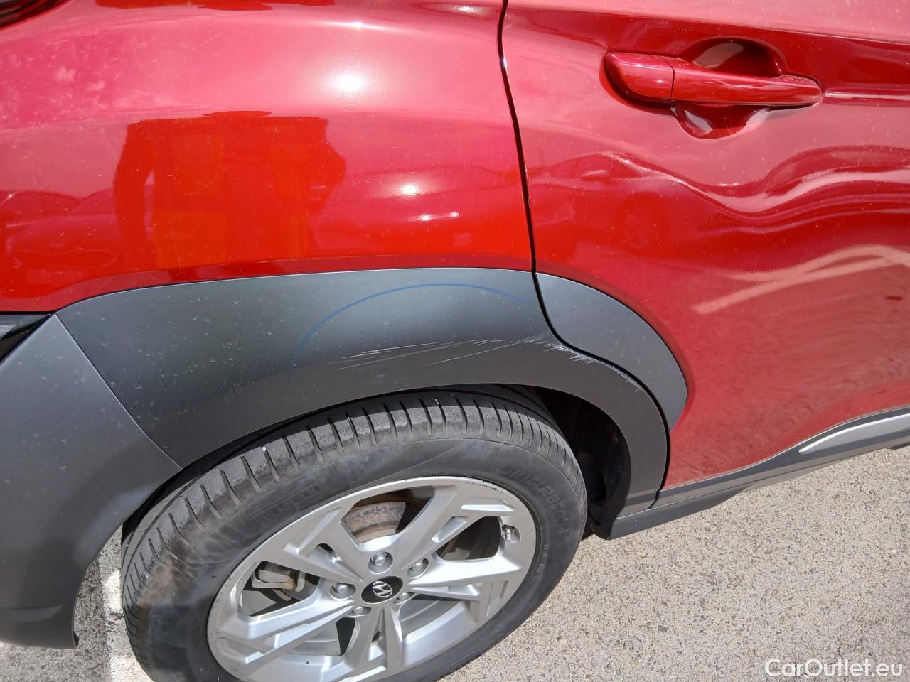  Land Rover  Discovery HYUNDAI Kona / 2020 / 5P / todoterreno 1.6 CRDI 100kW (136CV) 48V Tecno 4X2 #29