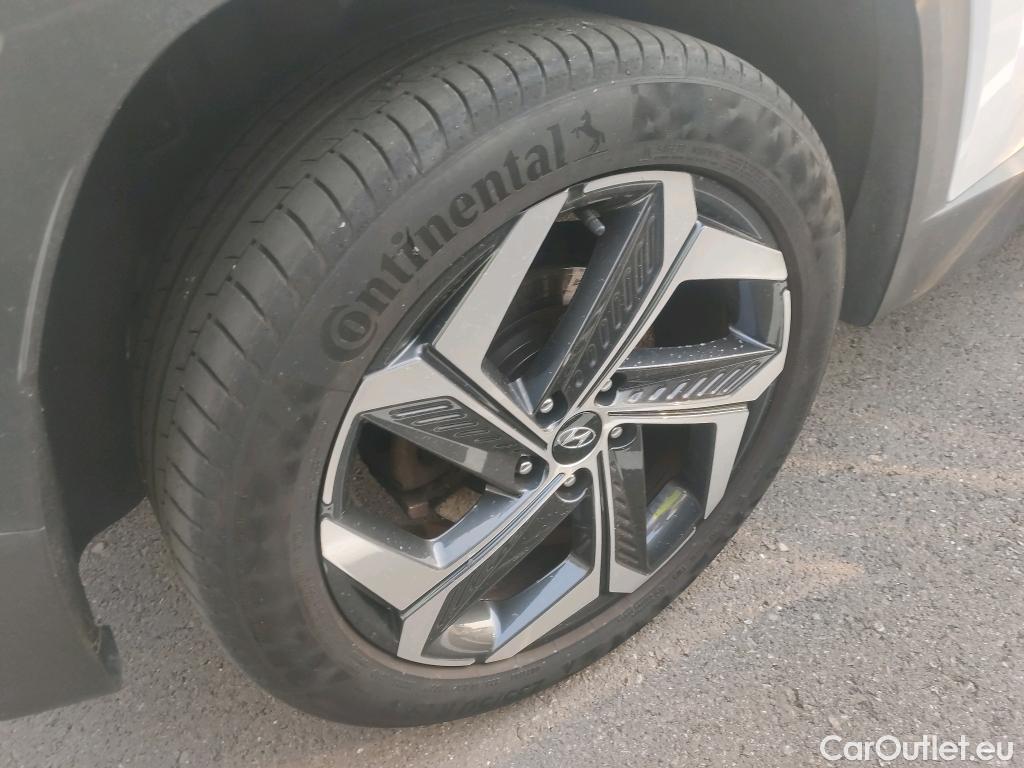  Hyundai  Tucson HYUNDAI  / 2020 / 5P / todoterreno 1.6 TGDI PHEV 195kW Tecno Sky Auto 4x4 #5