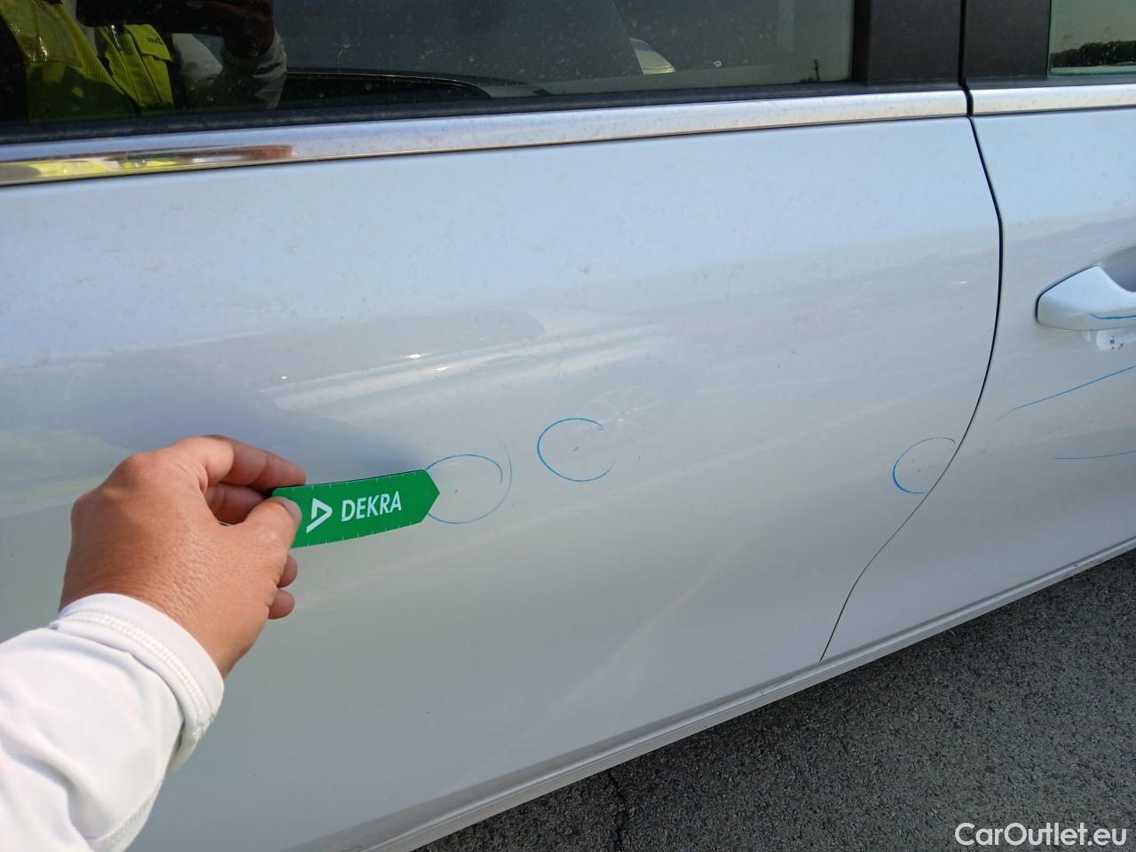  KIA  Cee'd KIA Ceed / 2018 / 5P / berlina con portón 1.0 T-GDi 74kW (100CV) Drive #20