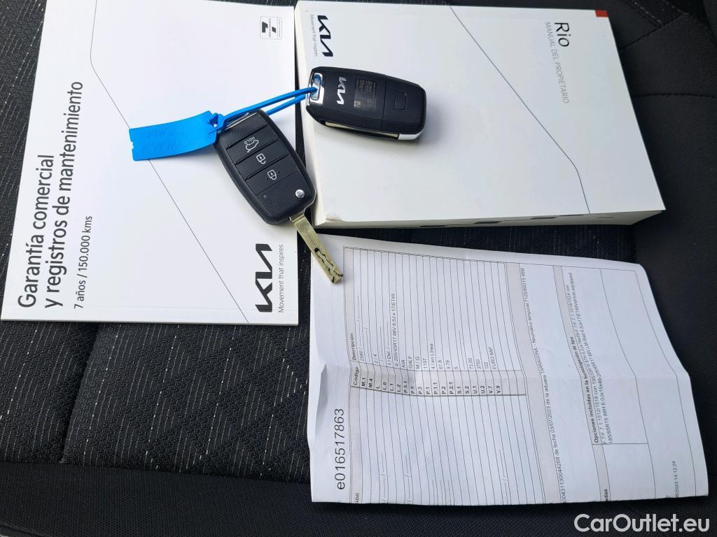  KIA  Rio KIA  / 2020 / 5P / berlina con portón 1.2 DPi 62kW (84CV) Concept #3