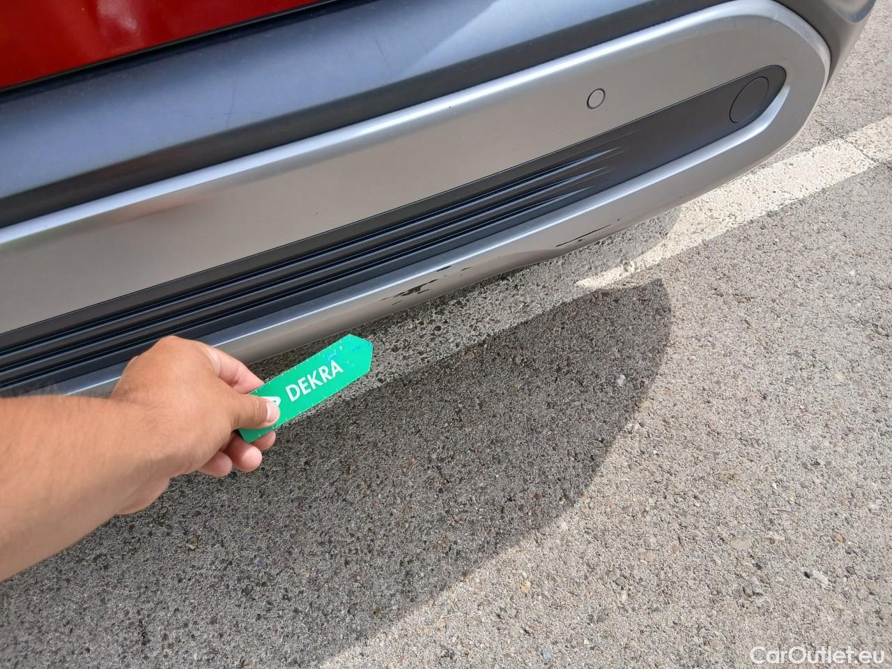  Land Rover  Discovery HYUNDAI Kona / 2020 / 5P / todoterreno 1.6 CRDI 100kW (136CV) 48V Tecno 4X2 #27