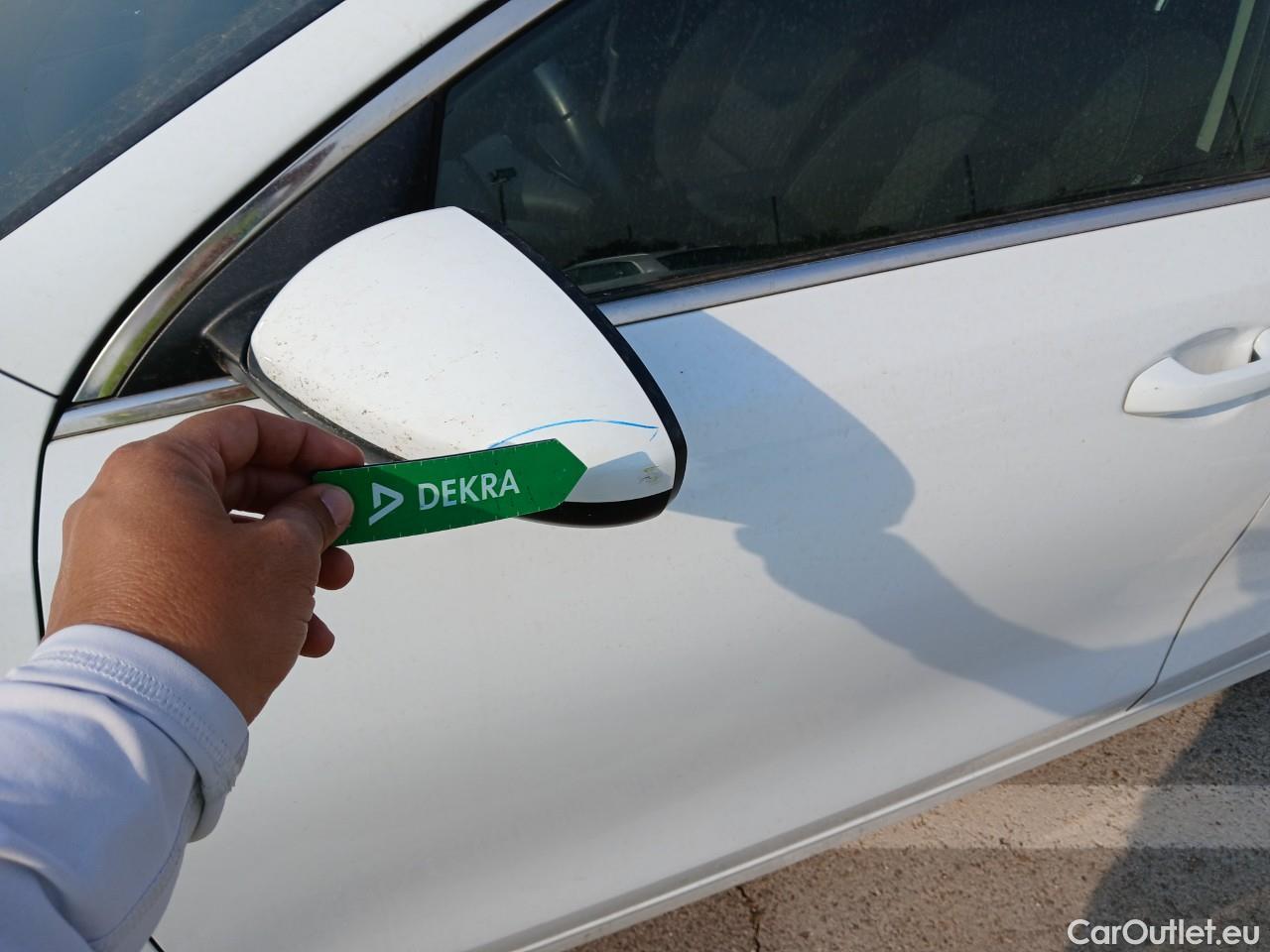  KIA  Cee'd KIA Ceed / 2018 / 5P / berlina con portón 1.0 T-GDi 74kW (100CV) Drive #13