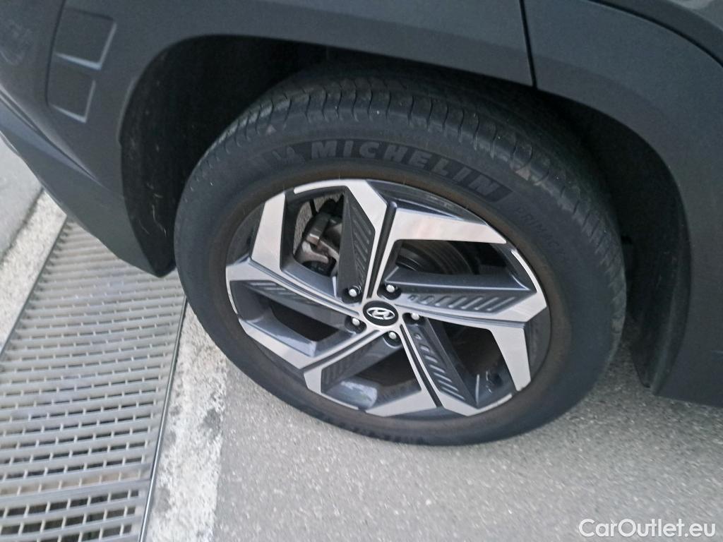  Hyundai  Tucson HYUNDAI  / 2020 / 5P / todoterreno 1.6 TGDI PHEV 195kW Style Auto 4x4 #13