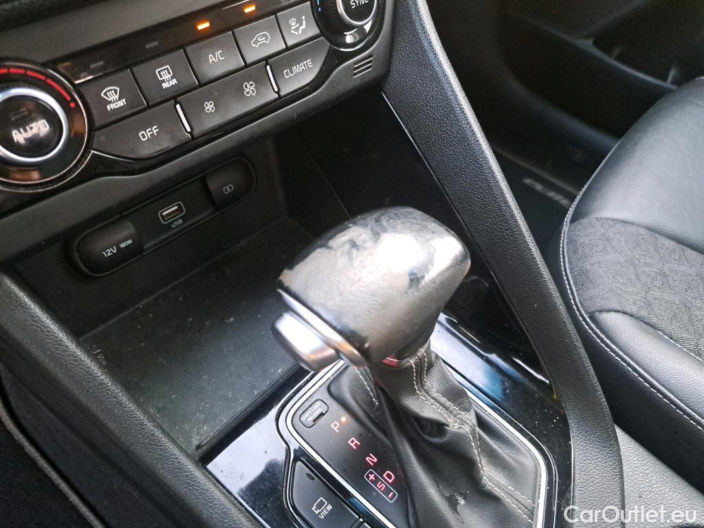  KIA  Niro  Drive 1.6 105CV AT6 E6d #19