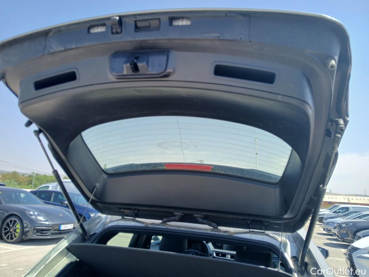  Lexus  UX LEXUS  / 2018 / 5P / todoterreno 2.0 250h Business Navigation (CX) #24