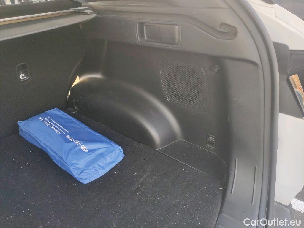  Hyundai  Tucson HYUNDAI  / 2020 / 5P / todoterreno 1.6 TGDI PHEV 195kW Tecno Sky Auto 4x4 #23