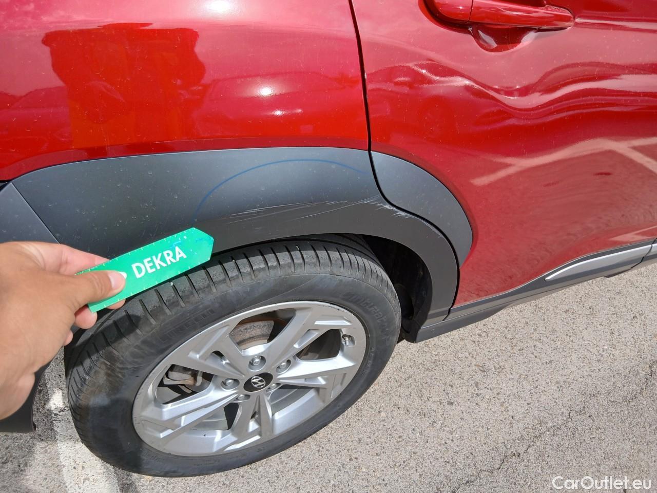  Land Rover  Discovery HYUNDAI Kona / 2020 / 5P / todoterreno 1.6 CRDI 100kW (136CV) 48V Tecno 4X2 #28