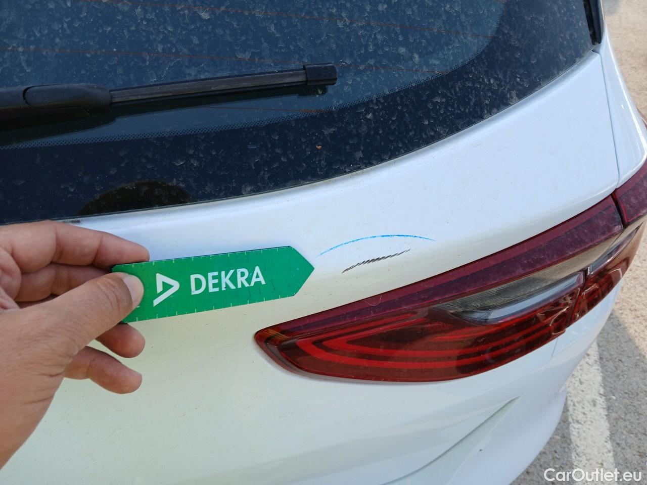  KIA  Cee'd KIA Ceed / 2018 / 5P / berlina con portón 1.0 T-GDi 74kW (100CV) Drive #18