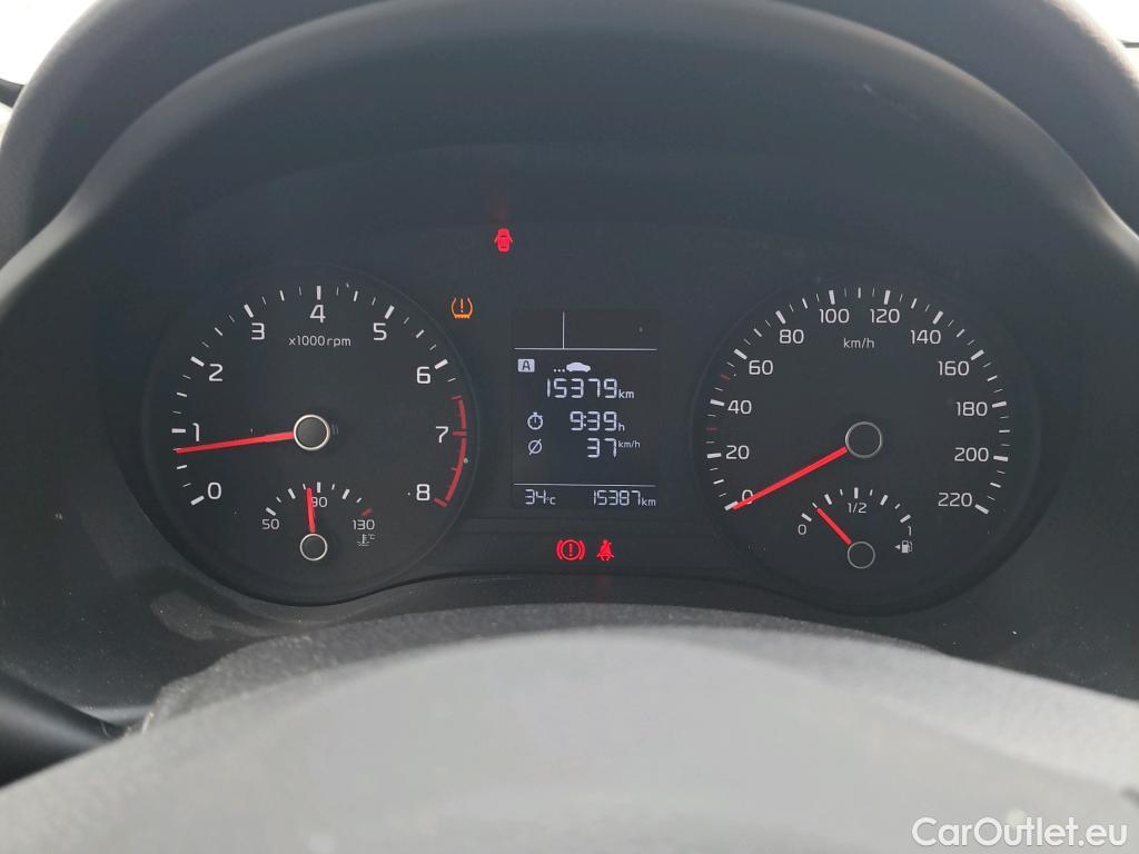  KIA  Rio KIA  / 2020 / 5P / berlina con portón 1.2 DPi 62kW (84CV) Concept #9