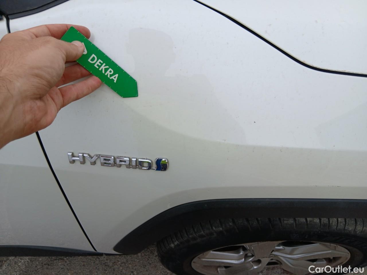  Toyota  RAV4 TOYOTA  / 2018 / 5P / todoterreno 2.5l 220H Advance Plus #17
