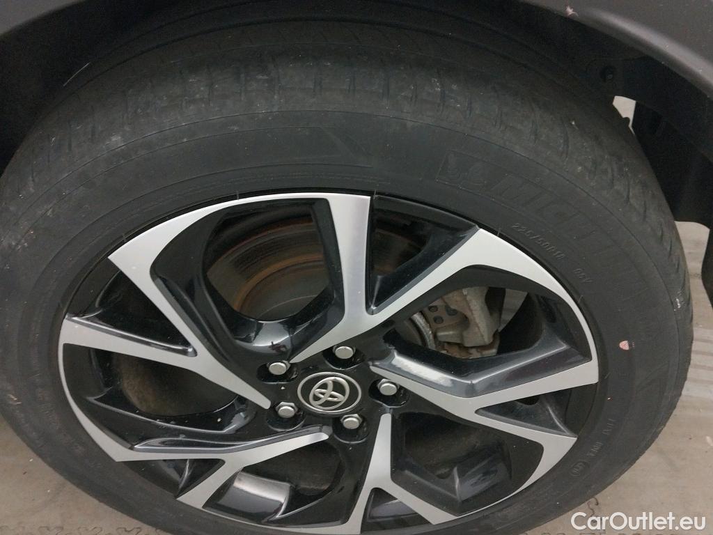  Toyota  C-HR TOYOTA  / 2016 / 5P / todoterreno 1.8 125H Advance #3