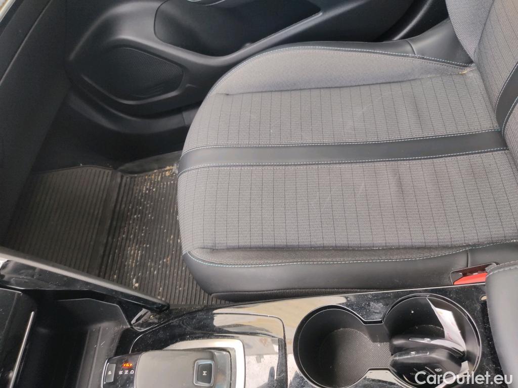  Peugeot  2008  Allure 1.5 HDi 130CV AT8 E6d #4