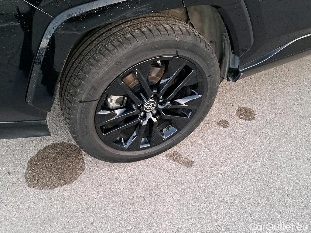  Toyota  RAV4 TOYOTA  / 2018 / 5P / todoterreno 2.5l 220H Black Edition 4WD(SP) #22
