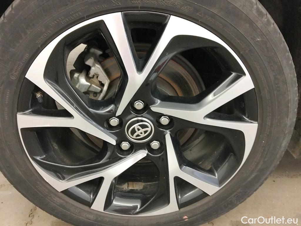  Toyota  C-HR TOYOTA  / 2016 / 5P / todoterreno 1.8 125H Advance #25