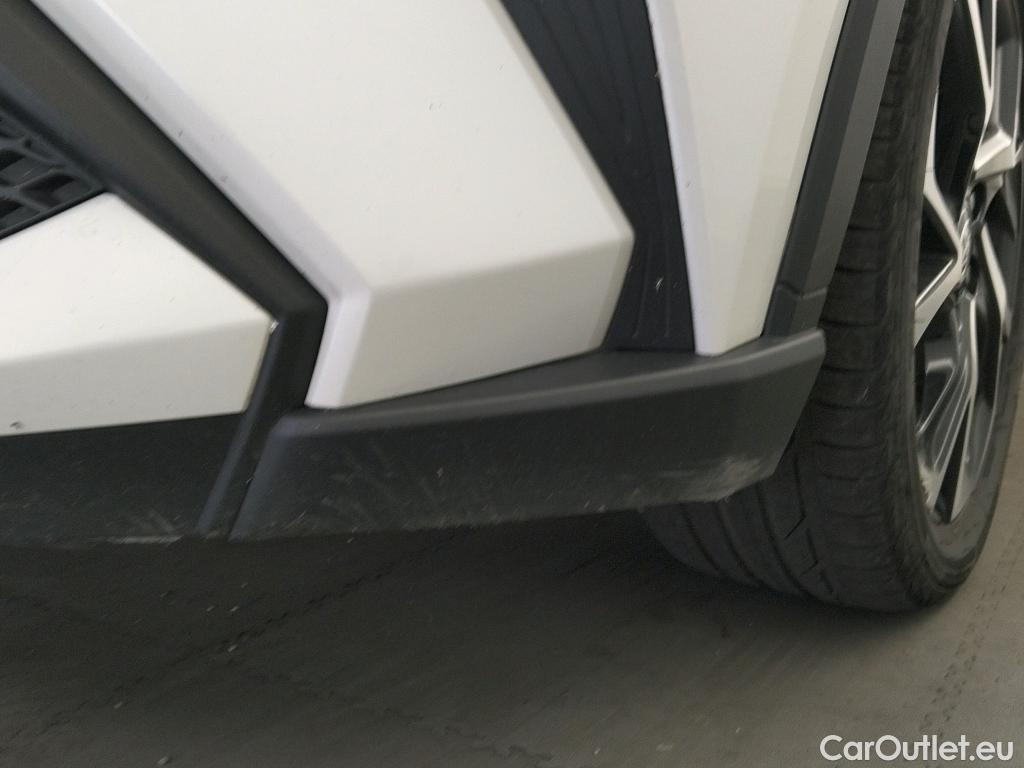  Toyota  C-HR TOYOTA  / 2016 / 5P / todoterreno 1.8 125H Advance #21