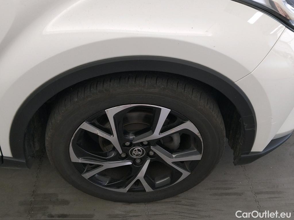  Toyota  C-HR TOYOTA  / 2016 / 5P / todoterreno 1.8 125H Advance #23