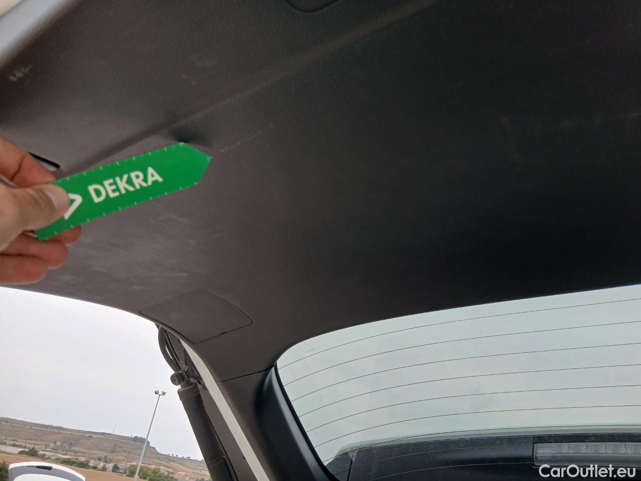  Toyota  RAV4 TOYOTA  / 2018 / 5P / todoterreno 2.5l 220H Advance Plus #20