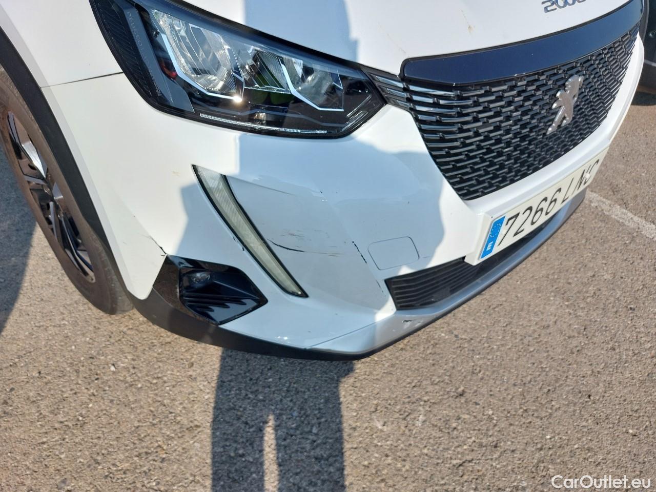  Peugeot  2008  Allure Pack 1.5 HDi 110CV MT6 E6d #1