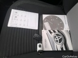  Toyota  Yaris TOYOTA  / 2017 / 5P / berlina con portón 1.5 Hybrid Active #9