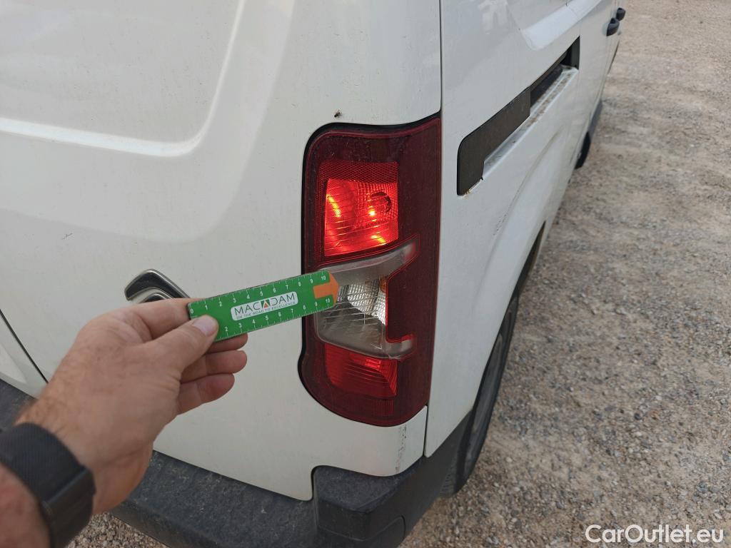  Citroen  Berlingo  Furgón Control M 1.5 100CV MT5 #9
