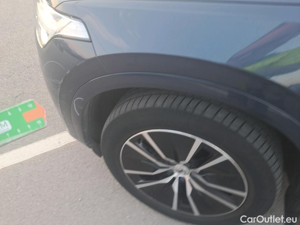  Volvo  XC90 VOLVO  / 2019 / 5P / todoterreno 2.0 B5 D AWD Momentum Pro Auto #33
